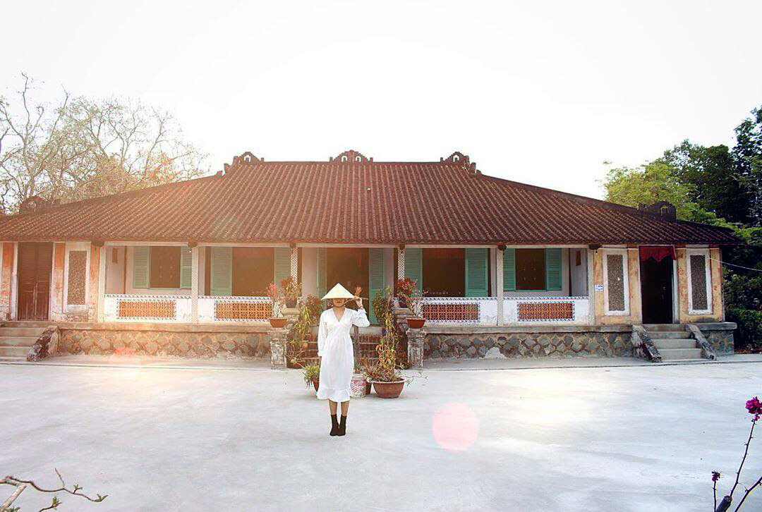 Khu di tích nhà Trăm Cột Cần Đước